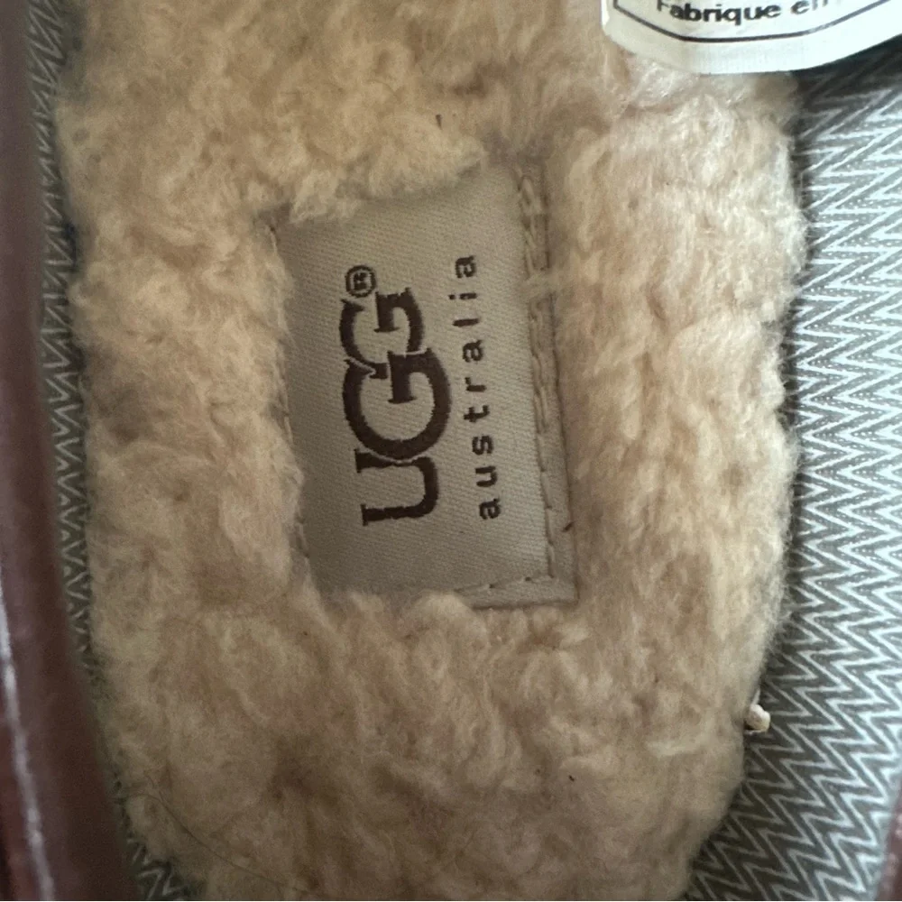 UGG Ashdale Duck Shoes Sz 10